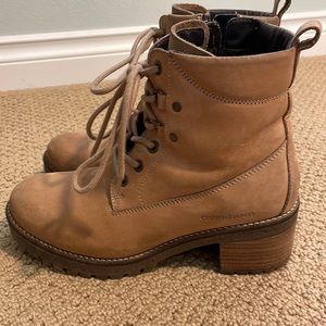 Overland Boots